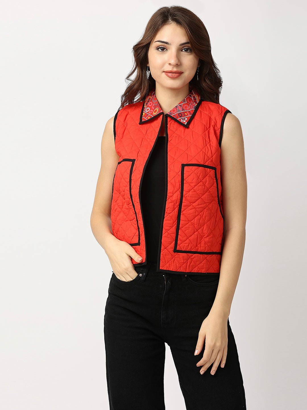 Red Cotton Sleeveless Quilted Jacket With Printed Collar - AaliyaIndia