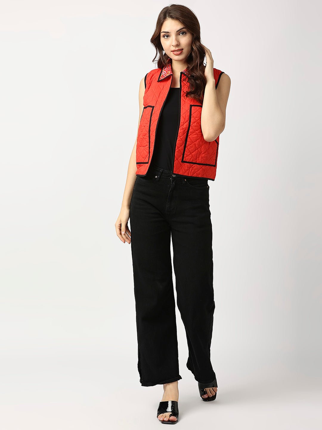 Red Cotton Sleeveless Quilted Jacket With Printed Collar - AaliyaIndia